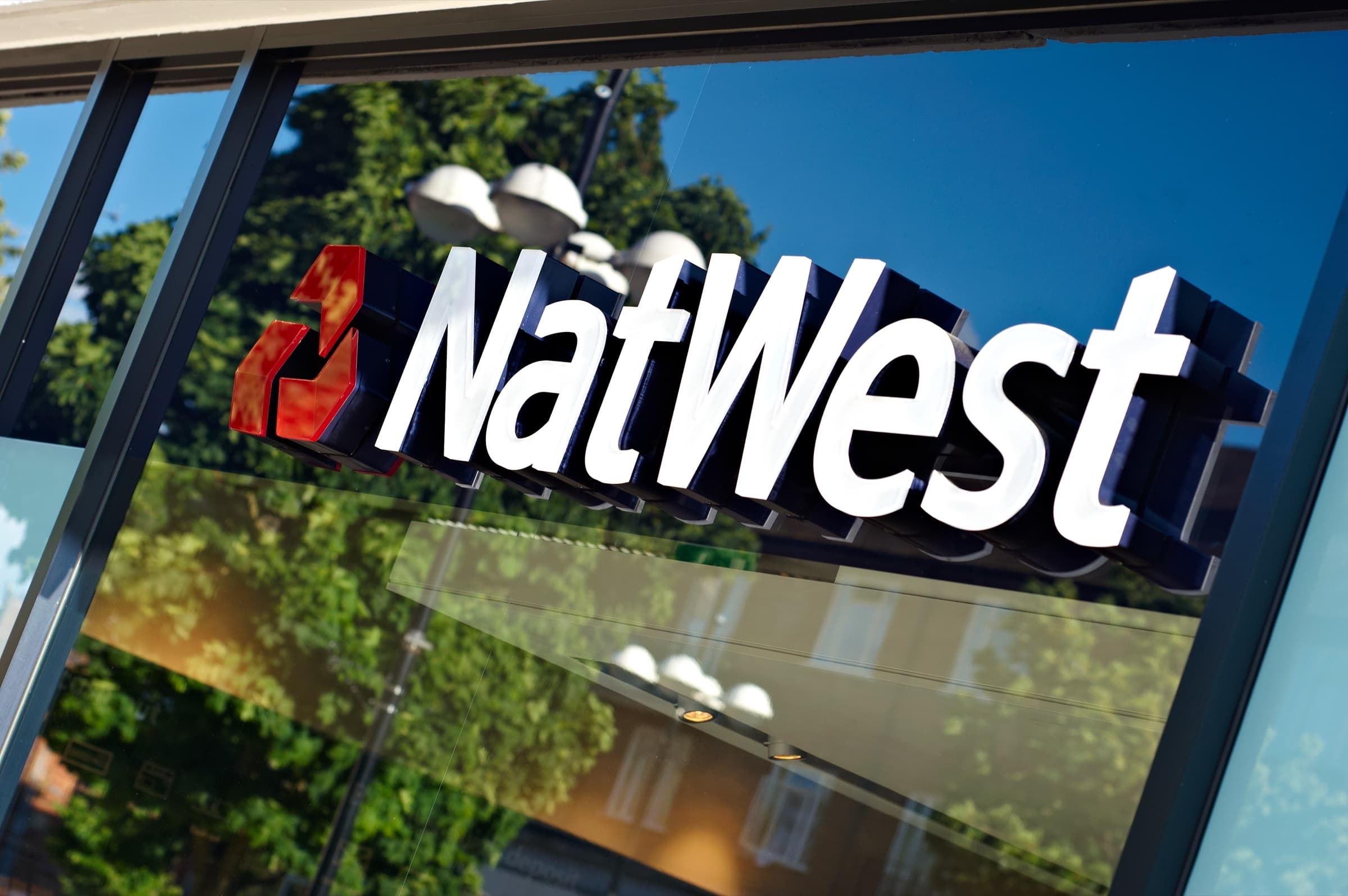 Helpful Banking, image 1