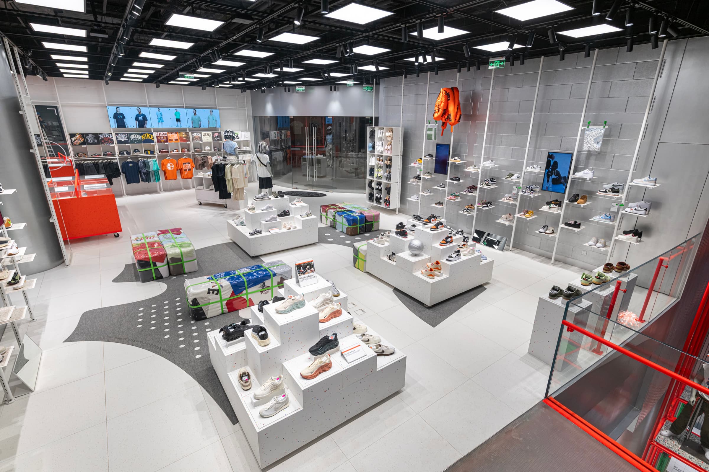 Nike Style Guangzhou customisation lab